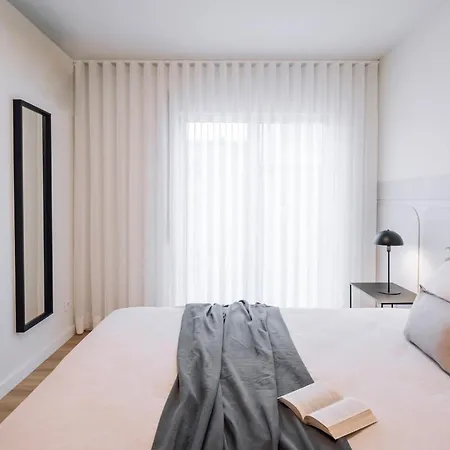 Oliveira - 1 Bedroom, Parking In Parque Nacoes